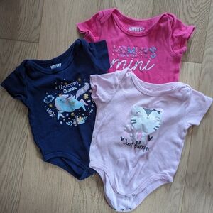 3/$10💜 Set of Three Onesies